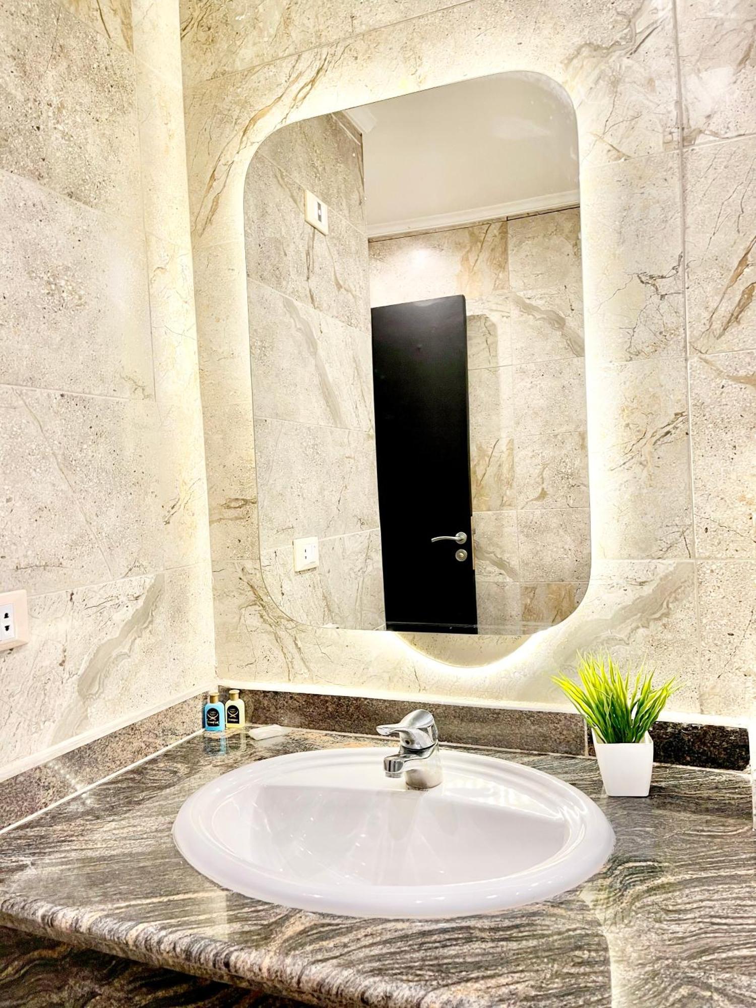 Comfort Giza Inn View Al Kawm al Akhdar Екстер'єр фото